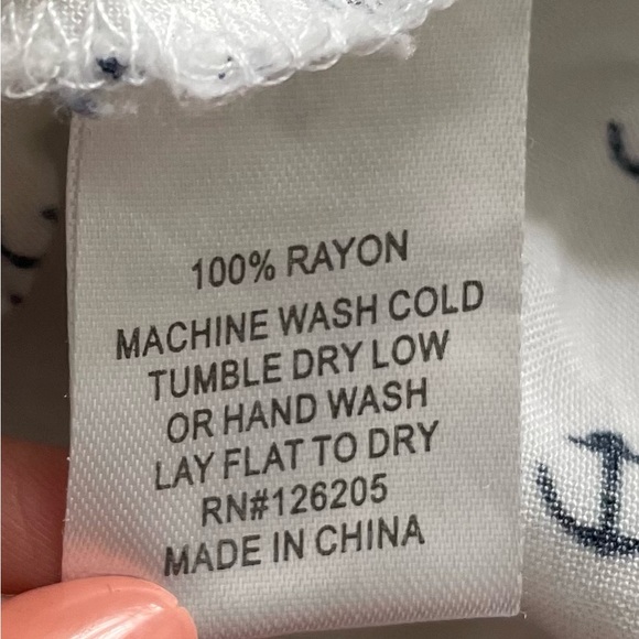 Just Living white anchor print button up roll tab sleeve shirt, size L marine - Picture 5 of 16